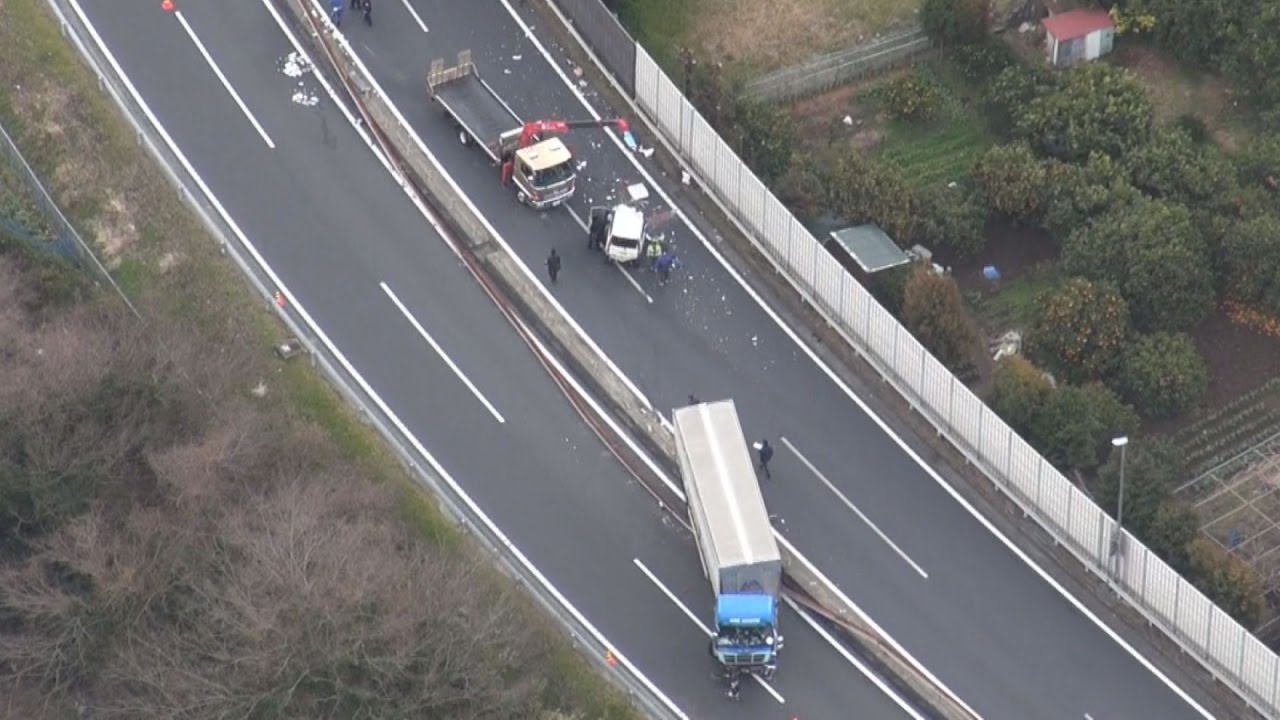 西 湘 バイパス 事故