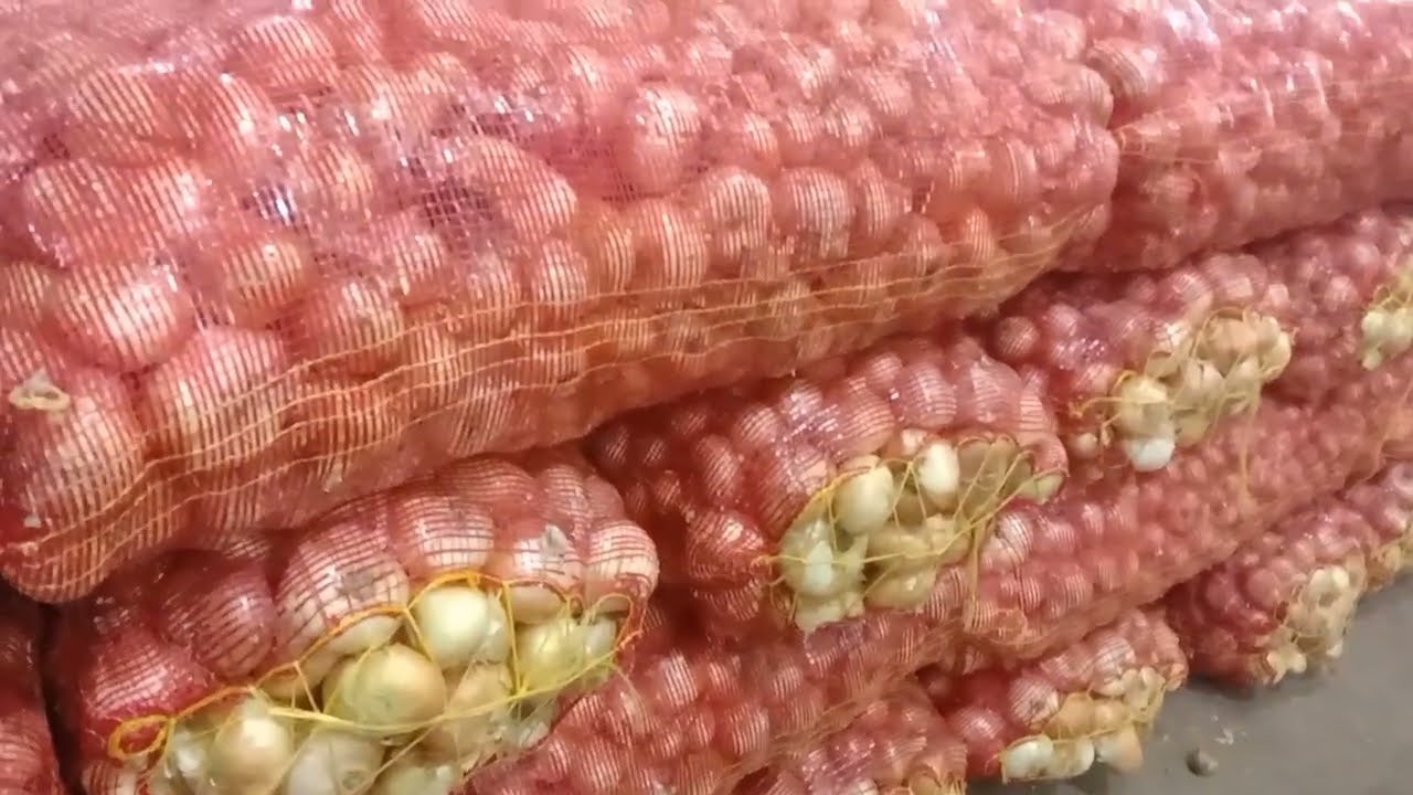 @ايه اللخبطة إللي بتحصل دي في اسعار الخضار والفواكه في سوق العبور من قبل رمضان و #شوفوا 