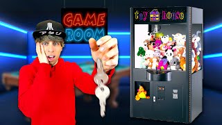 I LOST The Keys To The Claw Machine!