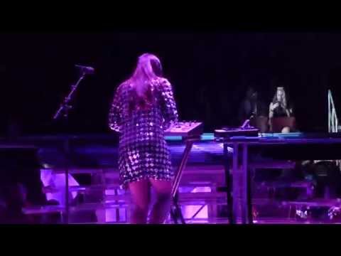 lady-starlight-dj-2014@wells-fargo-center-philadelphia-5/15/14-artpop-tour