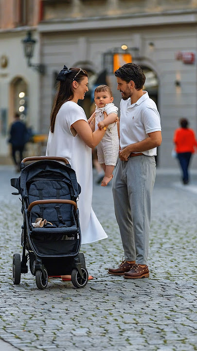 Met a Kind Family❤️ #streetphotography