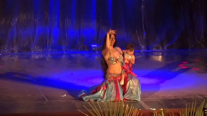 Yemanja junto a Marisa Lucero en Exotica