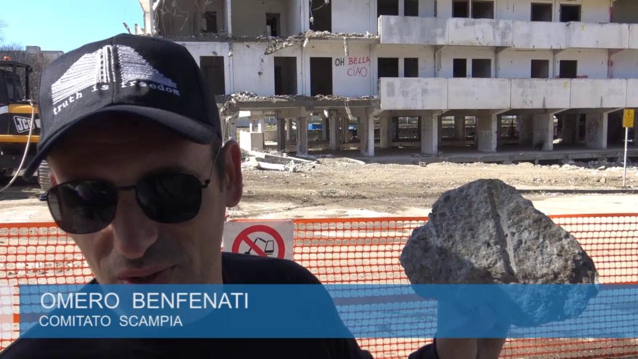 Vela abbattuta a Scampia, 