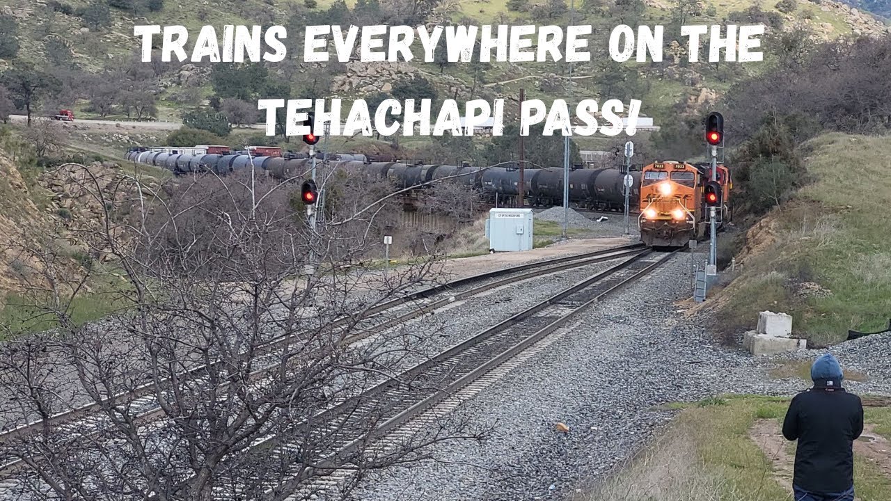 TRAINS EVERYWHERE ON THE TEHACHAPI! - YouTube