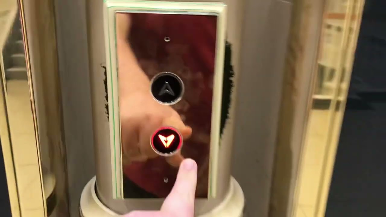 Bolton Marketplace: Newly Modernised Hammond&Champness Hydraulic lifts