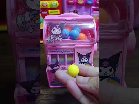 i want yellow Candy  in to Kuromi Mini Vending Machine #asmr #satisfying #viral #toys