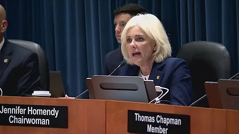 NTSB finds 2 blackouts struck huge cargo ship before it crashed into Baltimore bridge