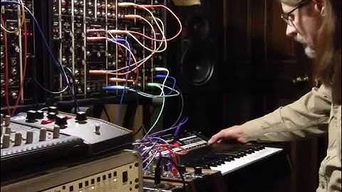 Demo of A Synthesizers.com system with a FutureRetro Mobius