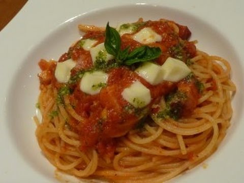 モッツアレラとバジルのトマトソースパスタの作り方レシピ How To Make Recipe Of Pasta With Tomato Sauce And Basil Mozzarella Youtube