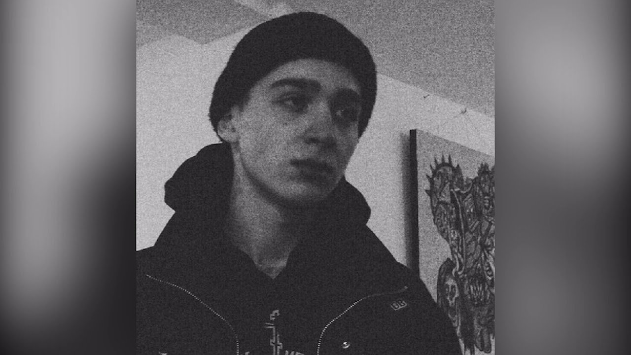 Кишлак со мной никого нету дым сигареты. Апфс опианариум. Максим фисенко кишлак. Татуировки кишлака автостопом по фазе. Юра авангард в одеяле.