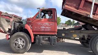 LOT 1129 - 1990 FORD F700 W/ 10FT DUMP BODY & ROLL TARP