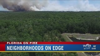 Pasco homeowners continue to deal with smoke from raging wildfire