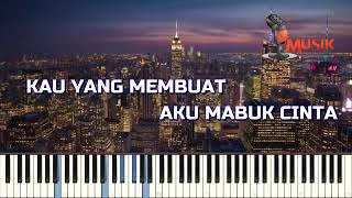Download Lagu Five Minutes - Bisa Gila (Karaoke) MP3
