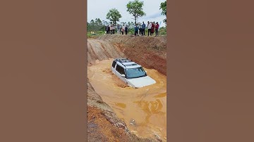 Land Rover deep pit wading