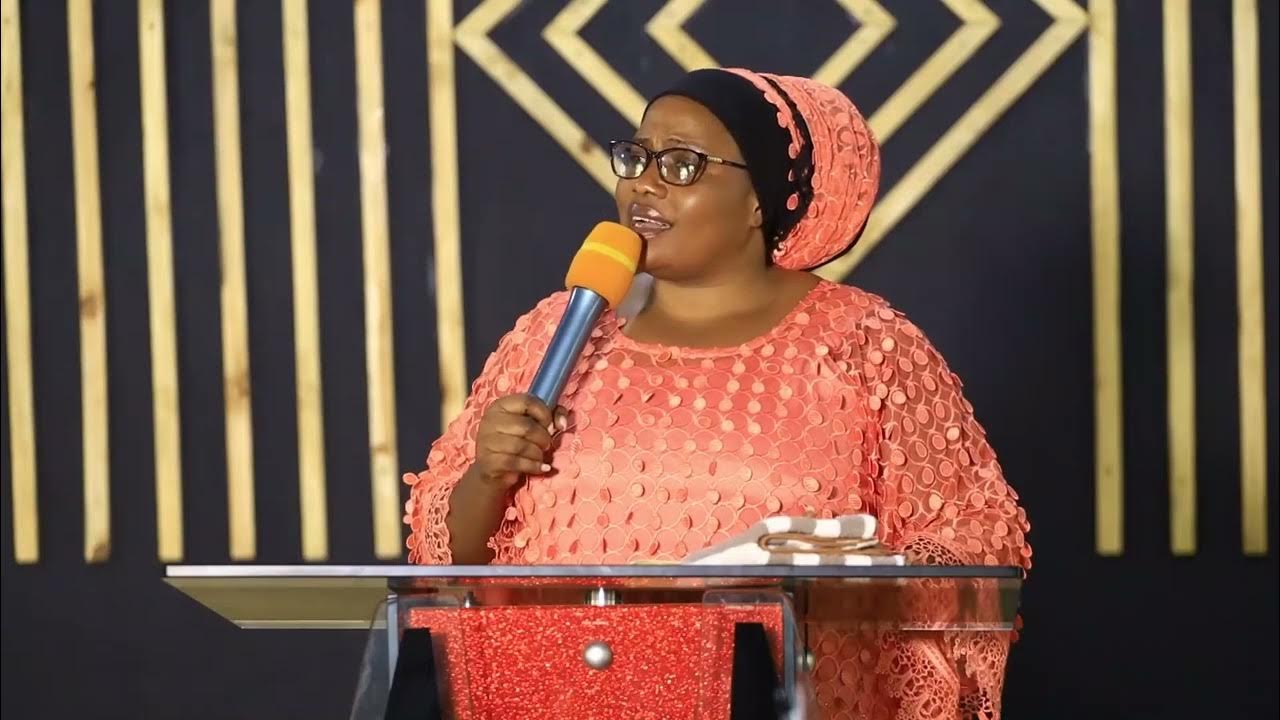 Pastor MUTESI//ADACIYE INYUMA ATI🥰🥰 UWAKUVUZE NABI N'UMUNTU NUGIYE