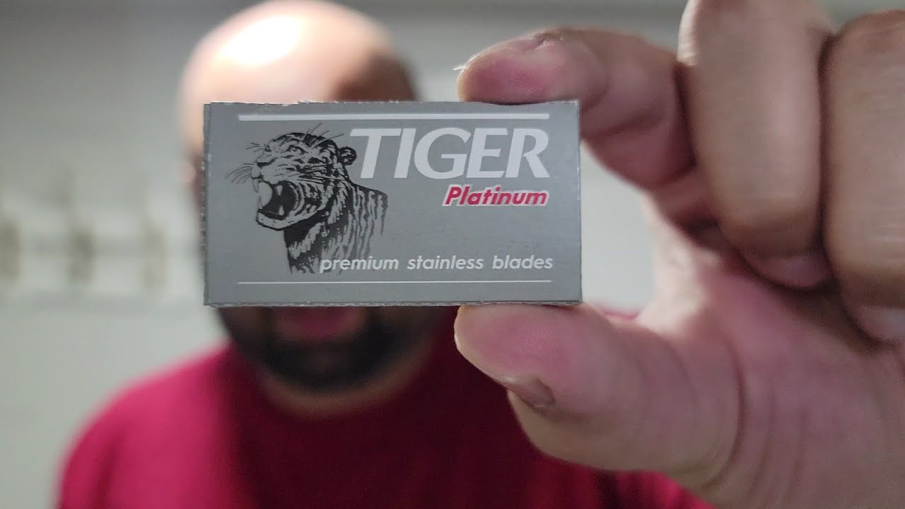 DE Blade Review - Tiger Platinum | Ariana & Evans Revolution | Simpson Commodore | RazoRock Lupo