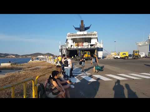 Fähre Olbia Livorno mit Übernachtung in der Kabine.