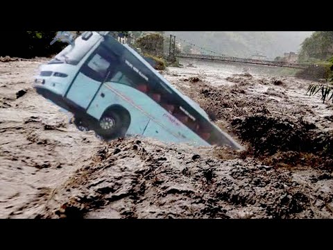 Europe is under the blow of nature! Rivers burst their banks and flooded houses in Spain