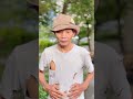 Help the man dumpster diving for food [STRONG SOUL] #strongsoul #kindness #humanity #beKind #respect