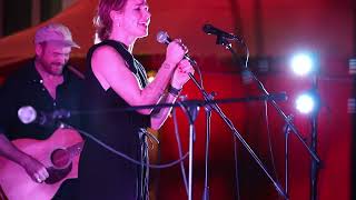 Nina Persson (ex Cardigans) &amp; James Yorkston &quot;Hold Out For Love&quot; - Mengarden Pesaro 08-09-2023