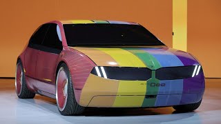 BMW shows off 'real-time' colour changing car at CES 2023
