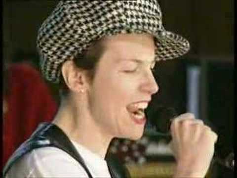 david-bowie-&-annie-lennox---under-pressure(tribute-freddie)