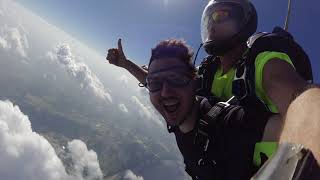First skydiving experience with Falcon Skydiving
