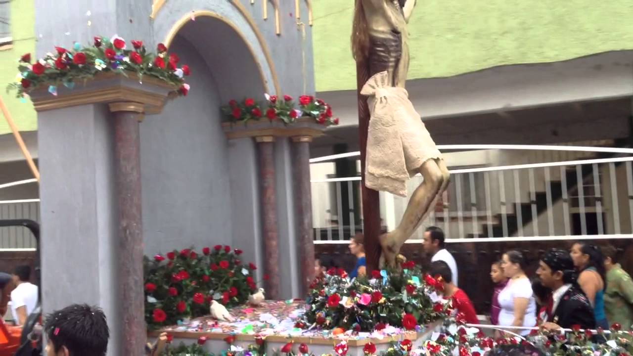 Procesión por las calles de Tototlan del señor de la salud - YouTube