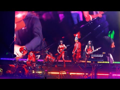 Till Lindemann - Platz Eins [4K] live @ Paris Accor Arena 20.12.2023 [Metal] 60fps