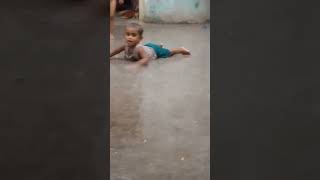 Barish Me Nahate Huye Bacche बरश म नहत हए बचच