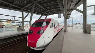 TEMU2000 5108次普悠瑪(Puyuma)自強號加班車抵達屏東站(僅行駛11月30日)