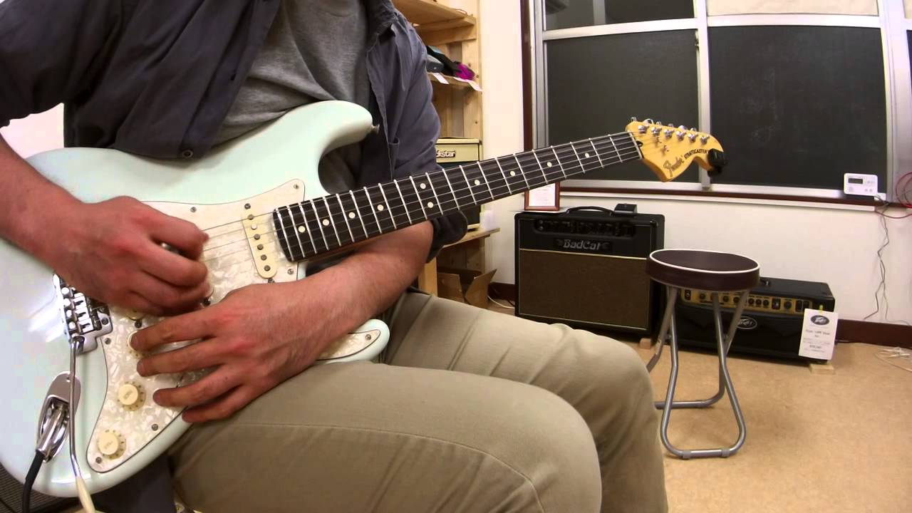 美品 送料込 Fender Deluxe Roadhouse Strat Fender Deluxeシリーズ ストラトキャスターDeluxe Roadhouse Strat