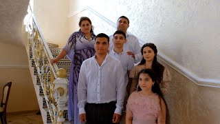 Вася Трохым крестит детей и встречает сына с невесткой