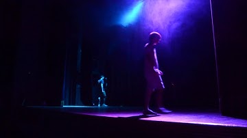 Sequitur RTLS application: automatic follow spot