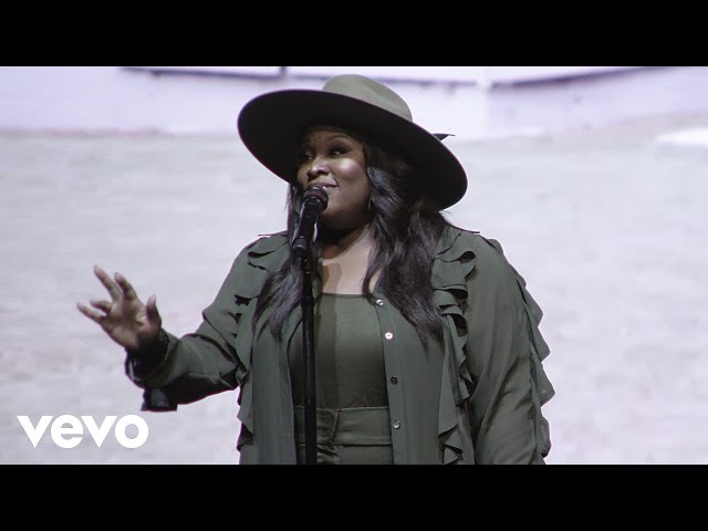 Tasha Cobbs Leonard - The Church I Grew Up In