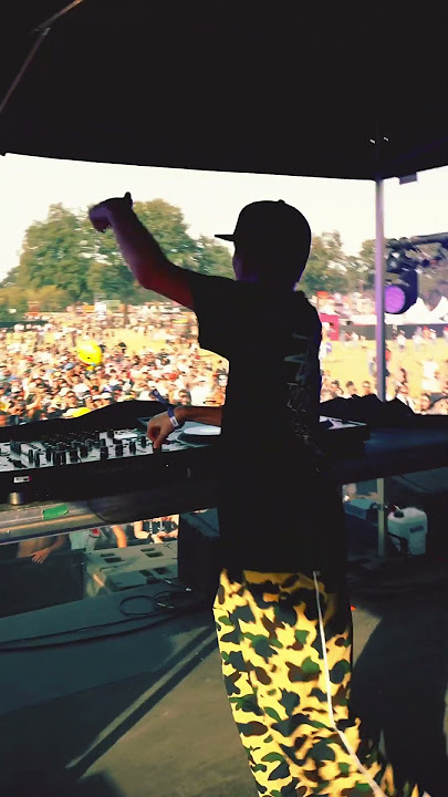 ELFIGO made thousands of people dance to his DJ set🔥 V&B Festival  #dj