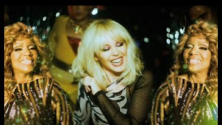 Смотреть клип Kylie Minogue & Gloria Gaynor - Can'T Stop Writing Songs About You