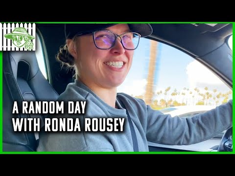 A Random Day With Ronda Rousey and Her Sister Julia!