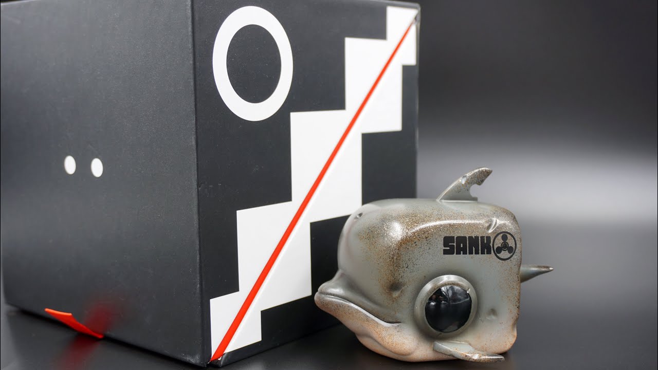 Cube Dolphin Ocean Pollution - Sank Toys Resin