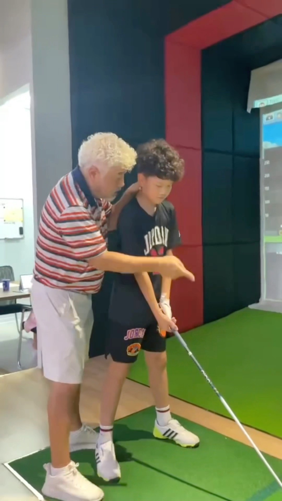 (Golf familyVN) thầy em rất khó tính nhưng rất nhiệt tình ?#golf#shorts