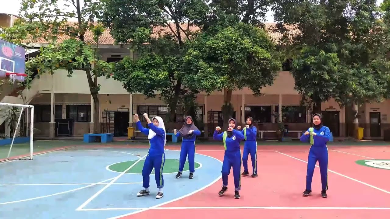 Senam Kreasi Manuk Dadali