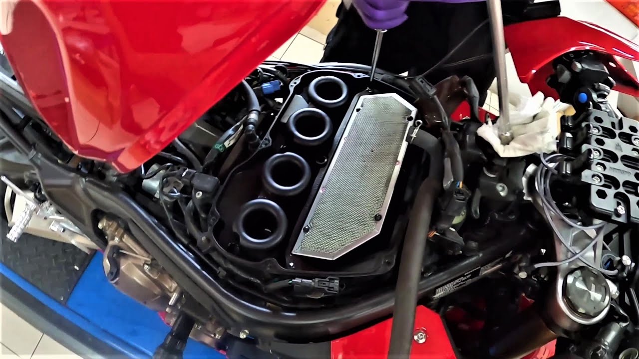 HONDA CBR650R ╳ 先去找長工升級東西、再回廠做10000公里定期保養