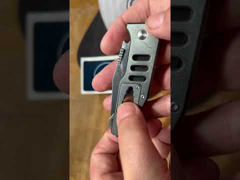 Sanrenmu Land 7046 Razel-style
