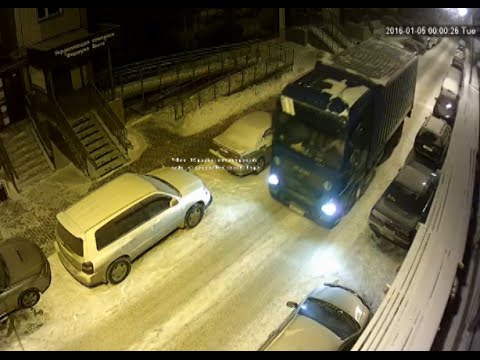 Повредил машину таксопарка Повредил машину таксопарка
