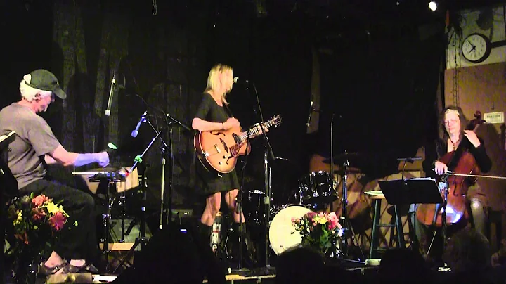CINDY LEE BERRYHILL - Gravity Falls - Live at McCa...