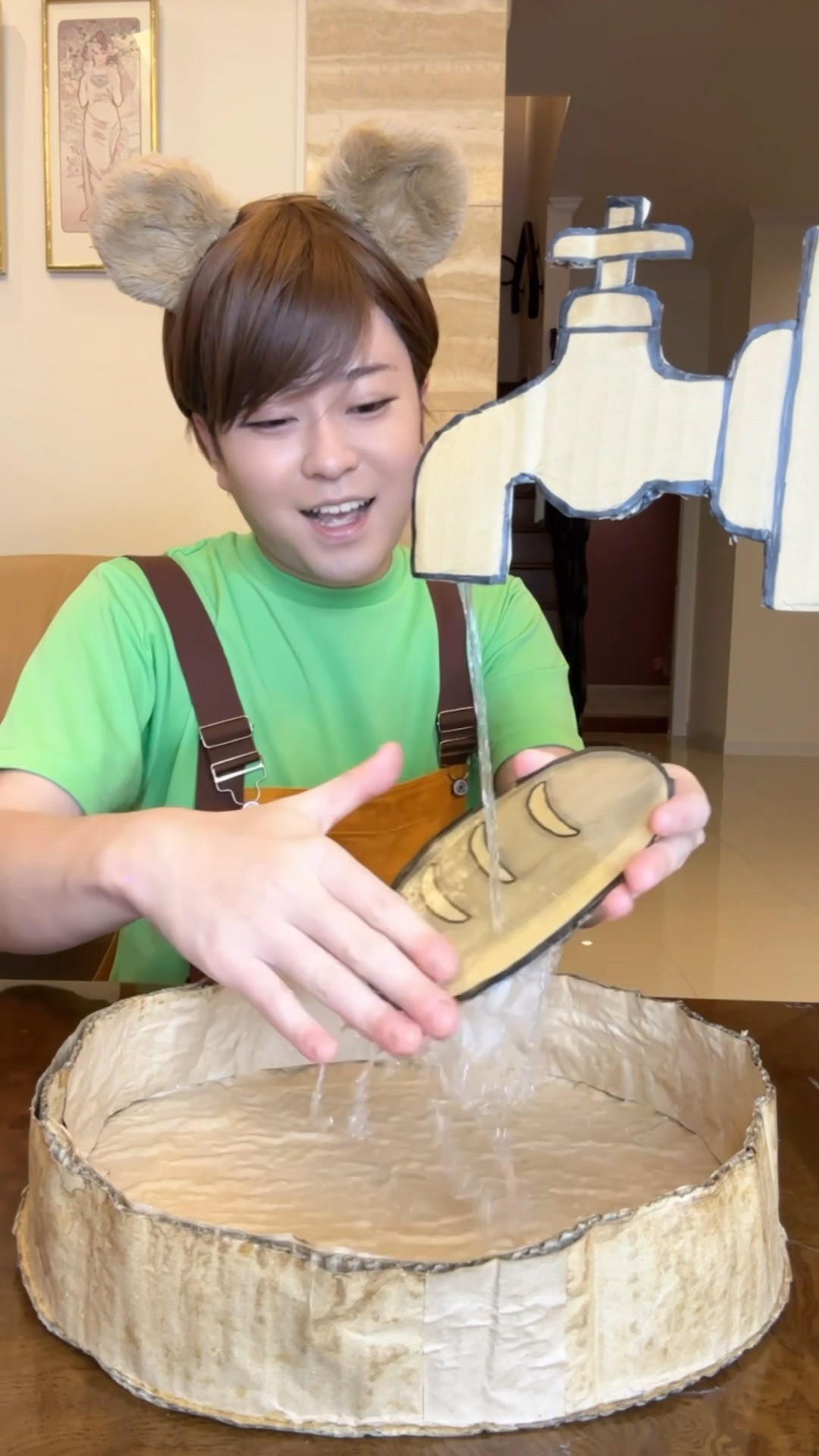 WASH CARDBOARD BREAD WITH WATER！#asmr