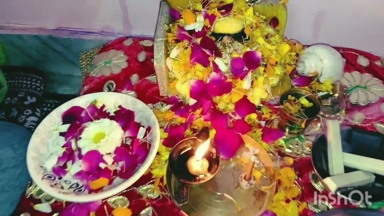 आज से होली का शुभ आरम्भ हो चुका है सभी को फुलेरा दिवस के हार्दिक शुभकामनाएं राधे राधे ♥️♥️