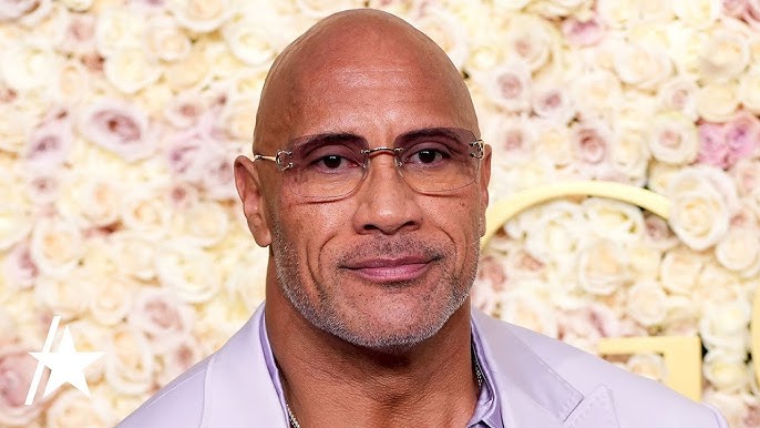 Dwayne Johnson Reveals Plane Faced Mechanical ISSUE Over OCEAN - YouTube