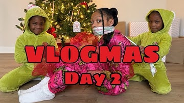 VLOGMAS | DAY 2 | CHRISTMAS SNACK REVIEW #labkidz #vlogmas