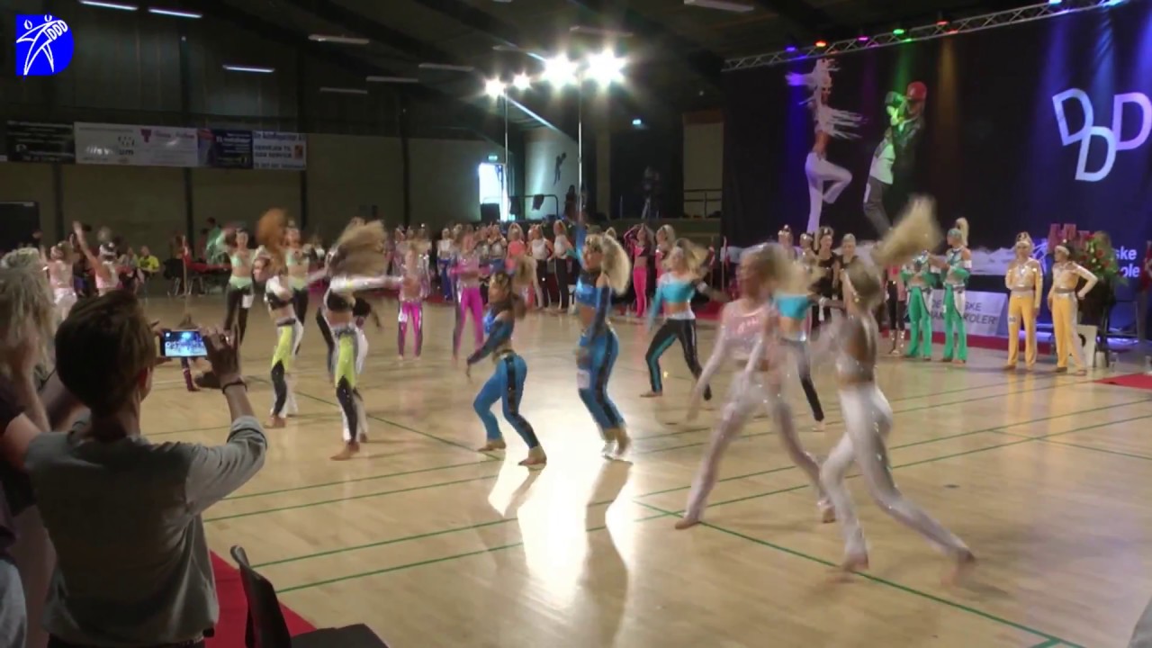 DISCO DANS - DM INTERNATIONAL 2018-1